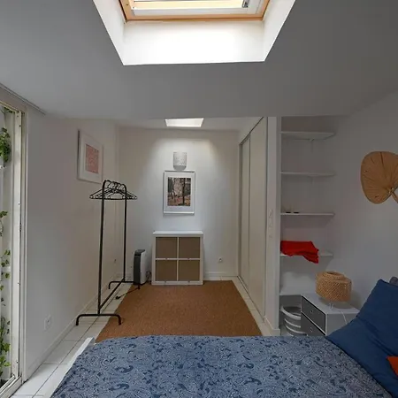 Studio Chez Thomas Homestay *